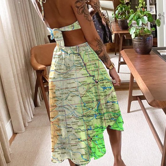 V-neck strap map print midi dress - Picture 2 of 3